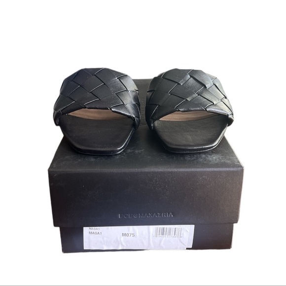 BCBG black woven leather slides 7.5 - Picture 5 of 5